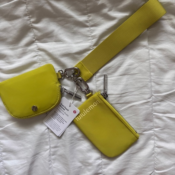 1&2Dual Pouch Wristlet - Yellow Serpentine Washed Yellow - Picture 3 of 6